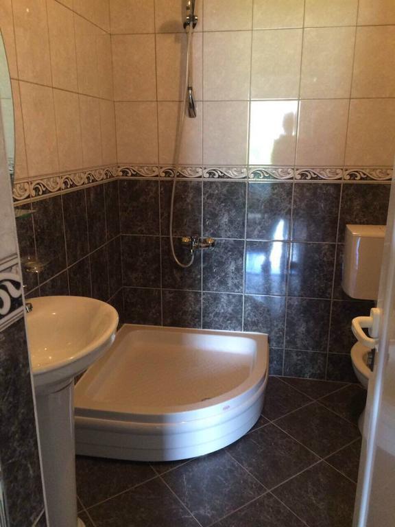 Apartments Cecunjanin Bar Εξωτερικό φωτογραφία